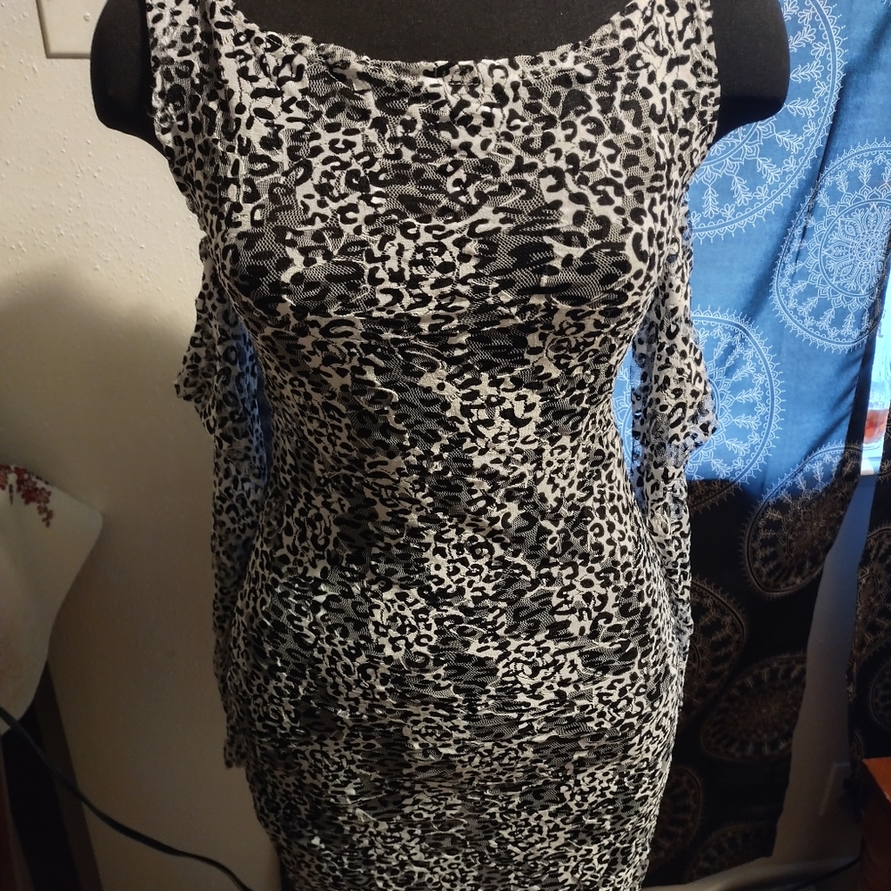 Leopard Cold shoulder dress